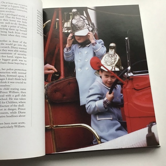 2 William & Kate Books Kate Making of a Princess and William & Kate Their Story - Picture 16 of 16